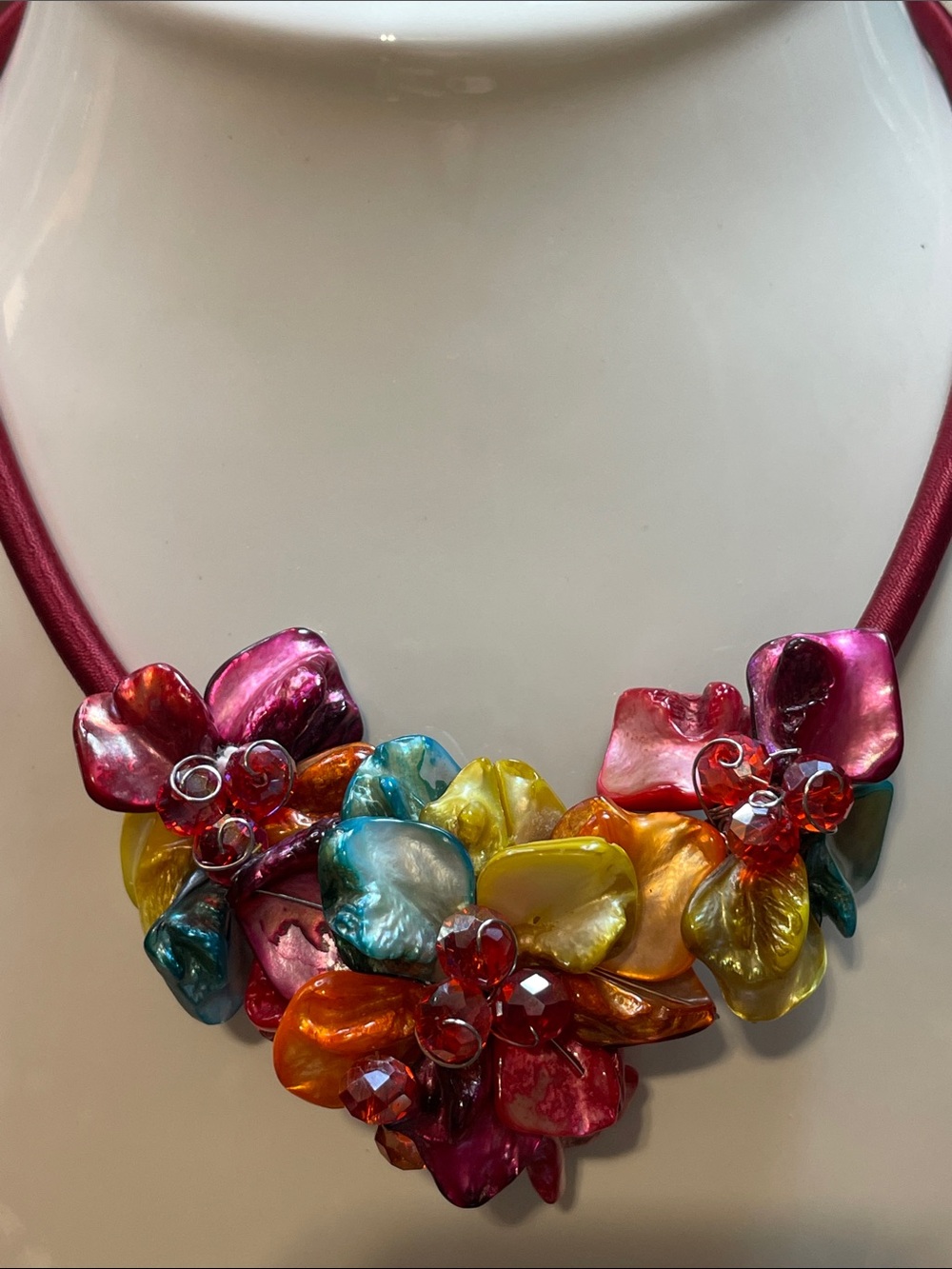 Multicolor Shell Floral Statement Necklace 16” - Picture 2 of 8